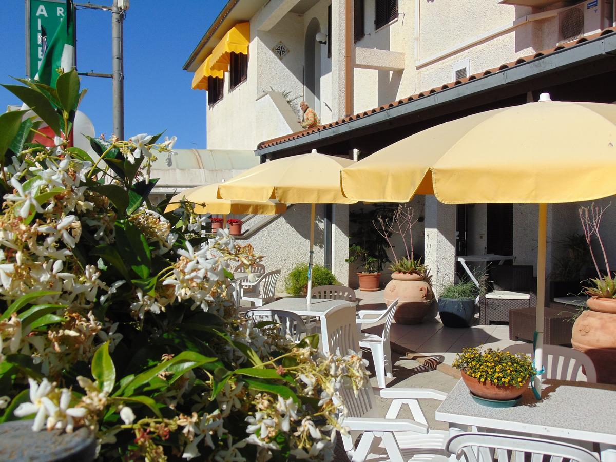 Hotel B&B Rispescia Grosseto Kültér fotó