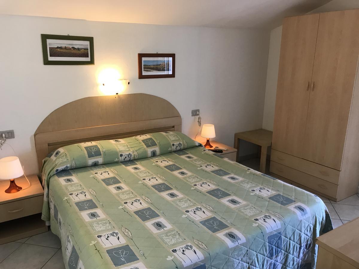 Hotel B&B Rispescia Grosseto Kültér fotó